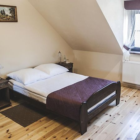 Hotel Pod Kogutkiem Krzywaczka ภายนอก รูปภาพ