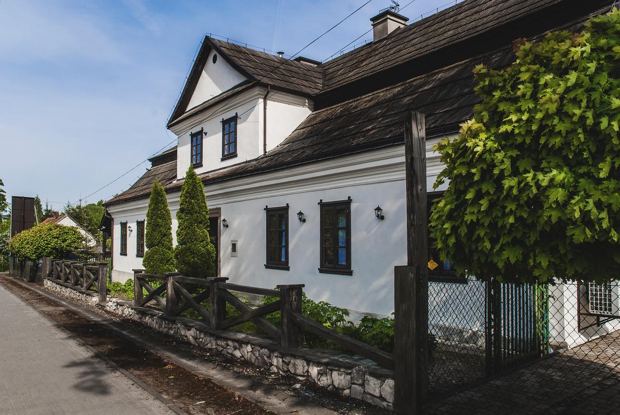 Hotel Pod Kogutkiem Krzywaczka ภายนอก รูปภาพ