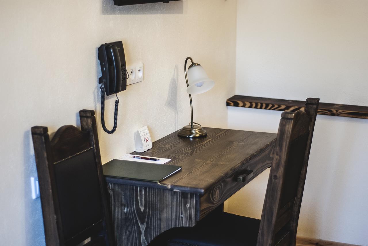 Hotel Pod Kogutkiem Krzywaczka ภายนอก รูปภาพ