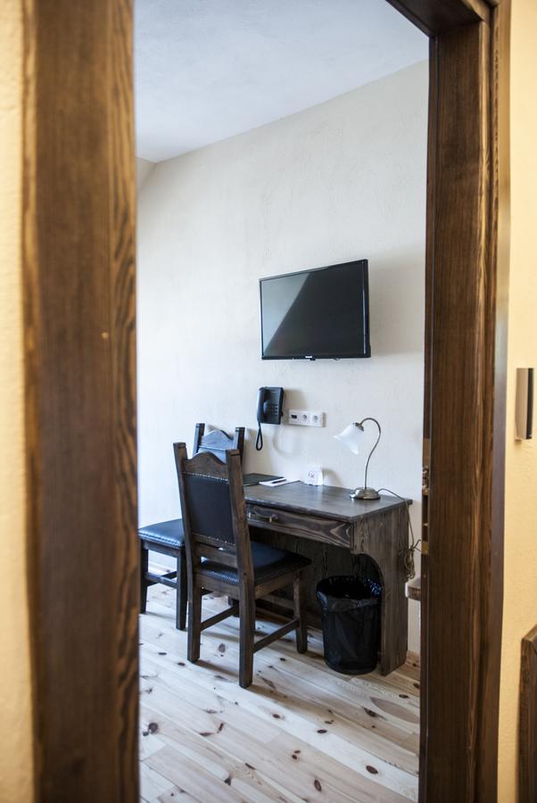 Hotel Pod Kogutkiem Krzywaczka ภายนอก รูปภาพ